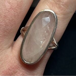 Steeling Silver Rose Quartz oval ring
Size 7.5
Bold. Unique. Gorgeous